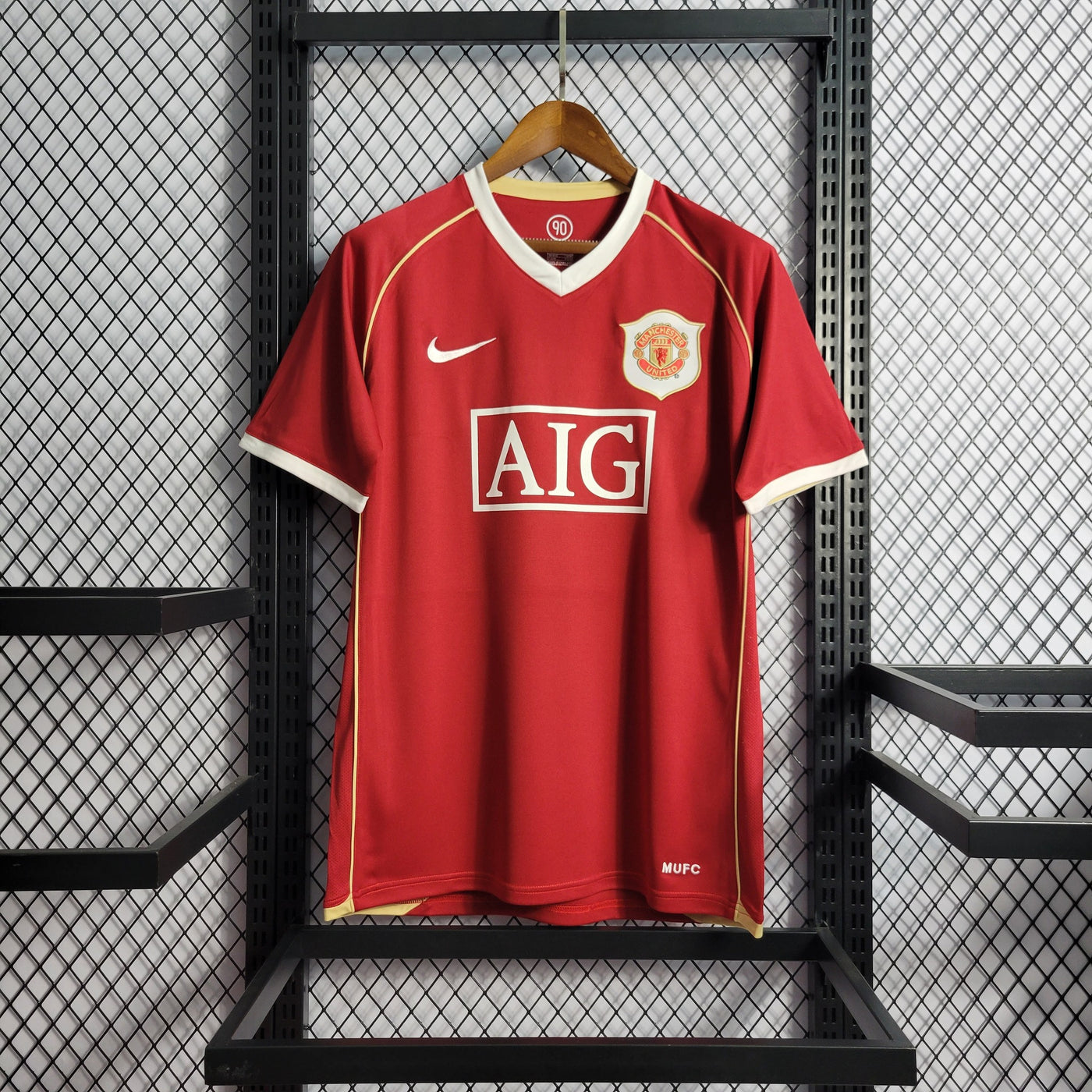 Equipamento Retro Principal Manchester United 2006