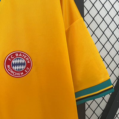 Equipamento Retro Secundário FC Bayern Munich 1993/95