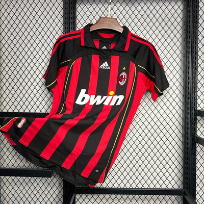 Equipamento Retro Principal AC Milan 2006/07