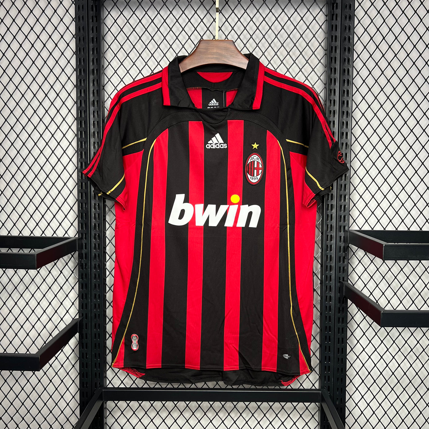 Equipamento Retro Principal AC Milan 2006/07